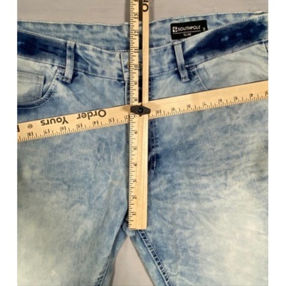 Southpole Mens Slim Fit Acid Wash 12" Denim Shorts Light Blue Size 34 Y2K - Picture 4 of 12